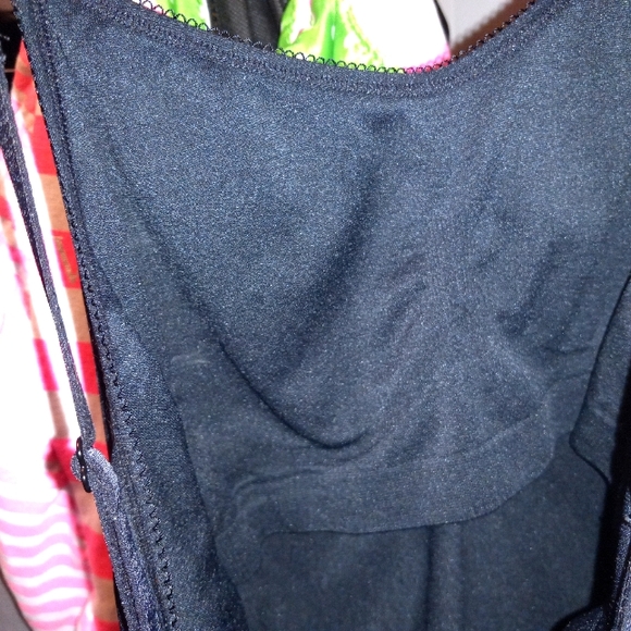 Love by gap shelf cami size small - Picture 4 of 5